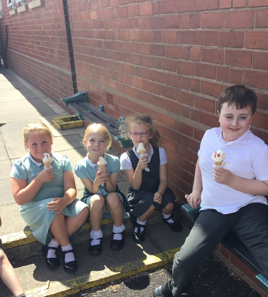 GMPSclass2LP's tweet photo. 🍦What a treat 🍦 Great way to start our final week of Year 3 https://t.co/8vIA4t2Qz6