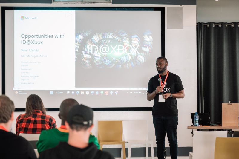 WendiArtIT's tweet image. "Doing hard things is hard.
That's why everyone doesn't do them.
Sometimes it's just easier to get a regular job.
Have that self-doubt and do it anyway." - Temi Afolabi
#GameDevTips #XGSGameCampAfrica
