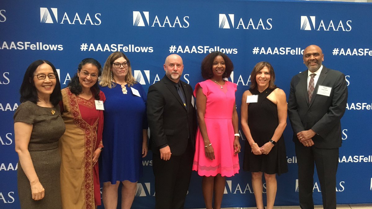 It was wonderful to meet the #AAASFellows class 2022 at the reception in DC on Friday. @OkheeLee_  @SHomerDrummond @JasonRWiles @Slmrich @amlcavallo @sudipsparikh