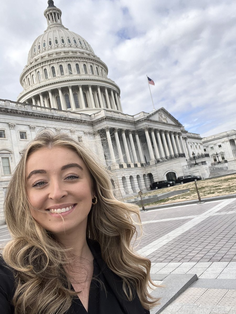 LizHenderson8's tweet photo. 1 whole year with @missourisoybean. Thankful for a job that takes me from boots at the fair to heels on Capitol Hill. We have the absolute best team that make everyday more fun. I am so lucky to have the amazing opportunity to represent our farmers and do what I love #sappytweet https://t.co/Y6PeICLyuS