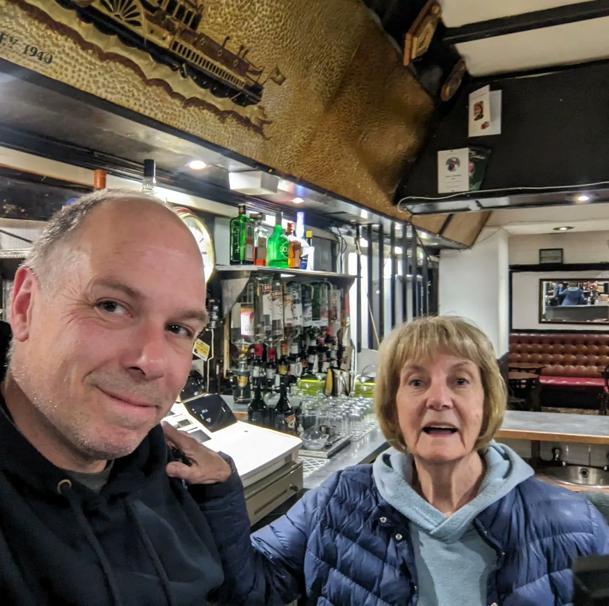 AlanBusby9's tweet photo. An end of an era, but this lunchtime we stepped away from The Waverley Bar for the final time. The pub has been part of our family's story for 35 years. Thank you all in West Bridgend and the best team we could work with. My Dad would be so proud.
The Busby Family...Over and out! https://t.co/JRI703gWrS