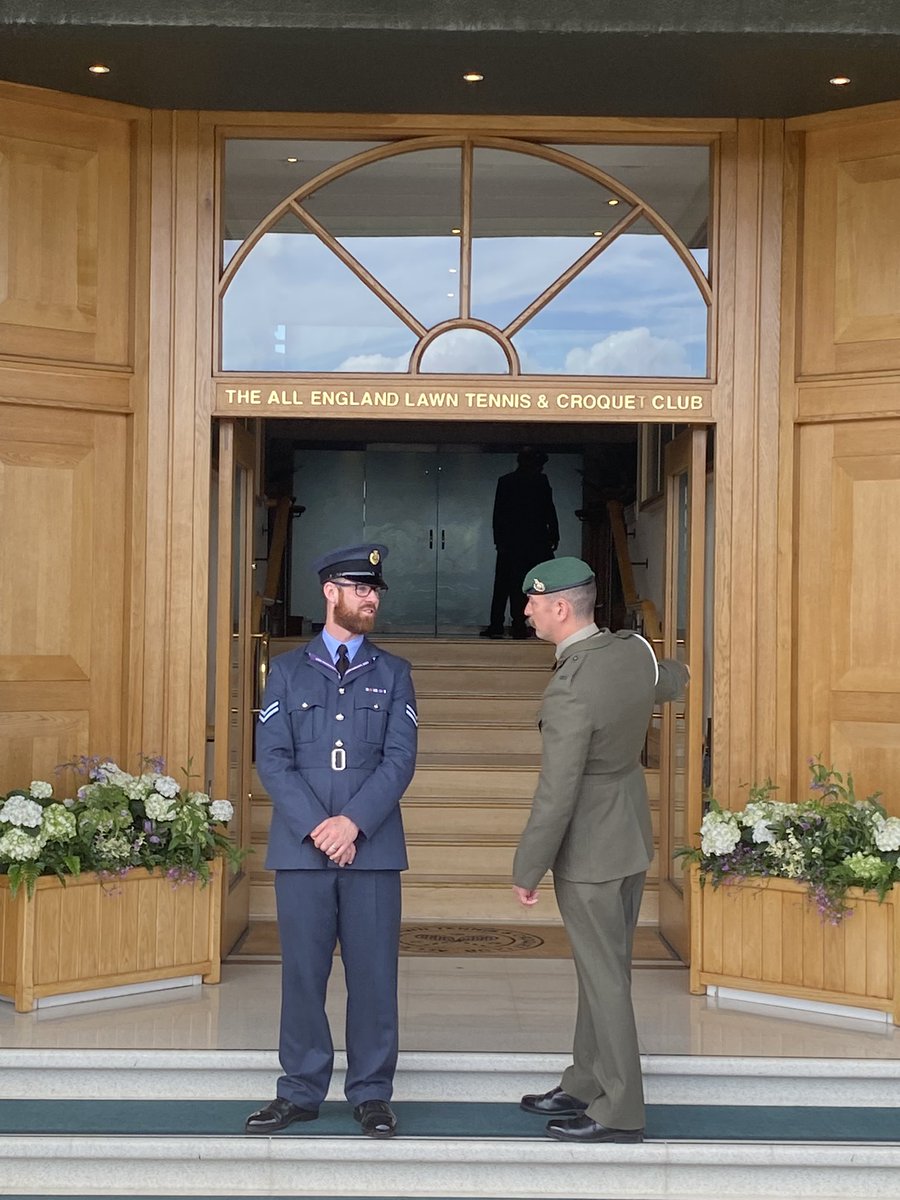 Had the honour of attending the Wimbledon final yesterday 🎾 Alcaraz is other worldly, and having seen him secure his first tournament win in Miami last year, watching him break down the greatest was a true privilege. Thanks to Sam my StrangeLabs partner for sorting 🫶