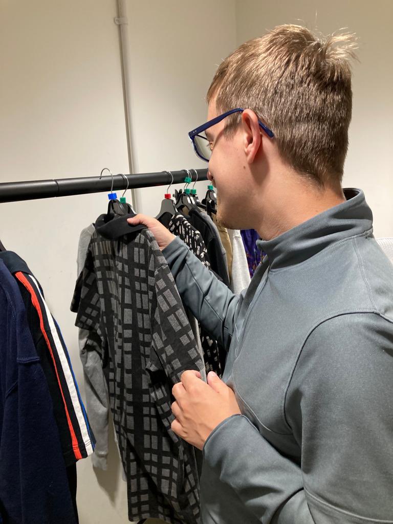 Todays sales assistants at Preloved-at-V25 were Rachel &amp; Lewis. You both have had a good tidy up, served customers with a professional attitude and priced up new stock. Well done to you both, you made us all very proud ❤️❤️