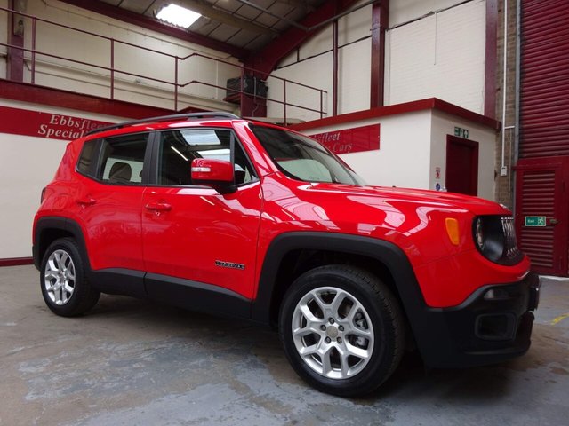EscSales's tweet image. Jeep Renegade: £10,000
2016 66 JEEP RENEGADE 1.6L LONGITUDE 5D 108 BHP
*Full Service History, SatNav and ULEZ Compliant*
Contact Info In BIO
Additional Info:
ebbsfleetspecialistcars.co.uk/used-jeep-rene…
#usedcars #usedcarsforsale #carforsale #carsales #cardealer #cardealership #carshopping #jeep