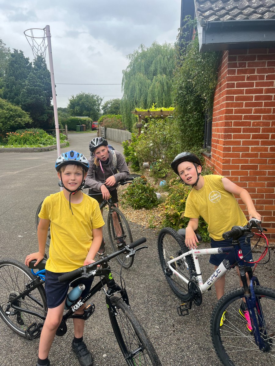 Cycle Day
We all had an amazing day completing lots of cycling activities led by Ben and Ben! Well done to those that even managed to bike to and from school! 20km round trip for some, wow!