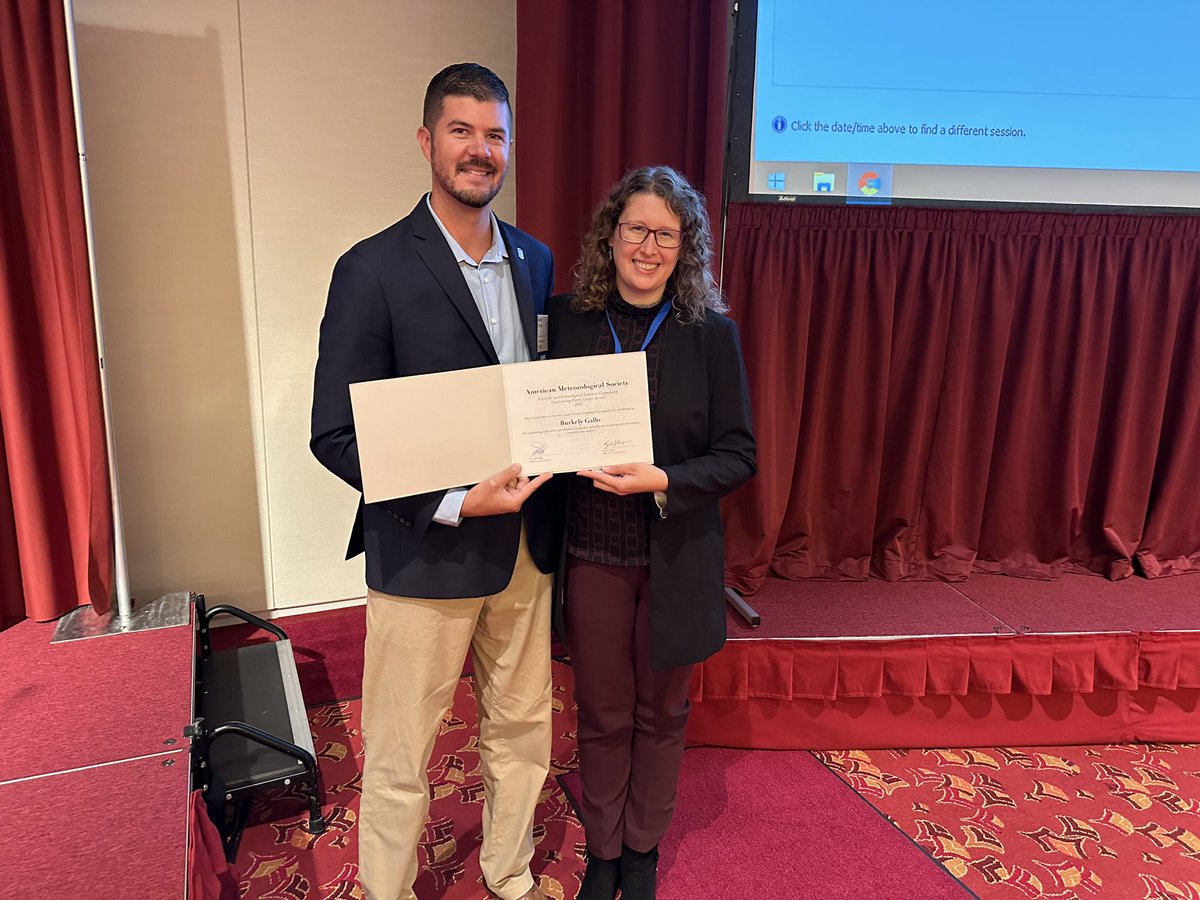 AMS_WAF's tweet photo. Before the beginning of our #32WAF conference, @AMSSevereStorms chair @gensiniwx presented Dr. Burkely Gallo of @CIWRO_ with the STAC Outstanding Early Career Award. Congratulations Dr. Gallo! https://t.co/PgK9Ce1XQJ