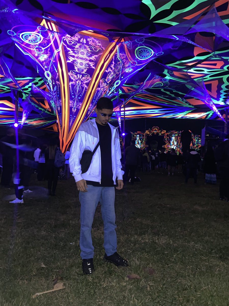 robertpaiva09's tweet photo. Maluco é aquele que não sabe ser louco. 😈🔥
#terratronic https://t.co/BThmp9uq5V