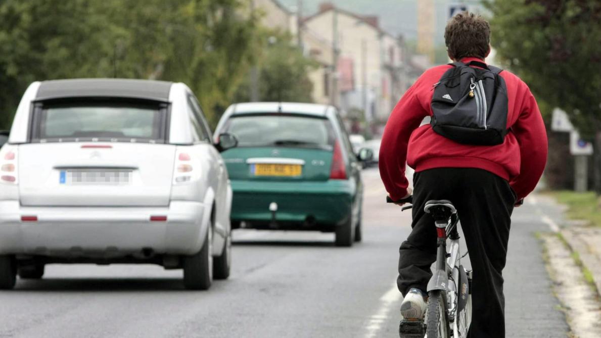lesteclair's tweet photo. Barséquanais : une enquête de mobilité est lancée sur le territoire https://t.co/SL47vSlsVM https://t.co/0ohKCkIY1E