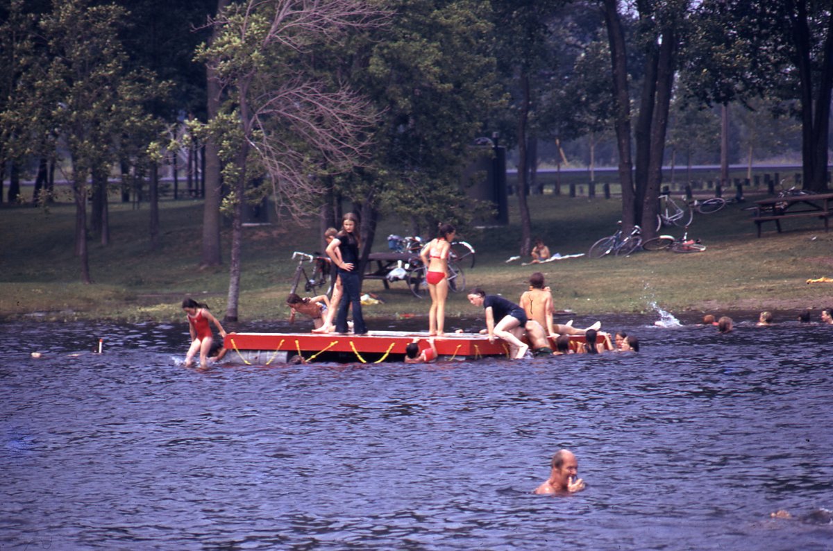 What happens in Belleville when we do not have access to a beach? 
We improvise! Taken in 1973, on the Moira River in Belleville, Ontario. #ACAHasttagParty #ArchivesBeaches @archivistdotca flic.kr/p/2oE8PxT