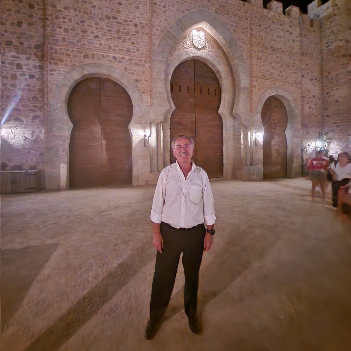 Luis Furnells Abaunz (@luisfurnells) on Twitter photo La semana pasada volví con todo mi equipo directivo de <a href="/grupo_oesia/">grupo_oesia</a> a <a href="/PuyduFou_espana/">Puy du Fou España</a> ¡¡extraordinario!!
El nuevo espectáculo es formidable y los anteriores siguen siendo fabulosos
Altamente recomendable si queréis hacer Team Building tanto profesional... ¡¡¡como familiar!!! La semana pasada volví con todo mi equipo directivo de <a href="/grupo_oesia/">grupo_oesia</a> a <a href="/PuyduFou_espana/">Puy du Fou España</a> ¡¡extraordinario!!
El nuevo espectáculo es formidable y los anteriores siguen siendo fabulosos
Altamente recomendable si queréis hacer Team Building tanto profesional... ¡¡¡como familiar!!!