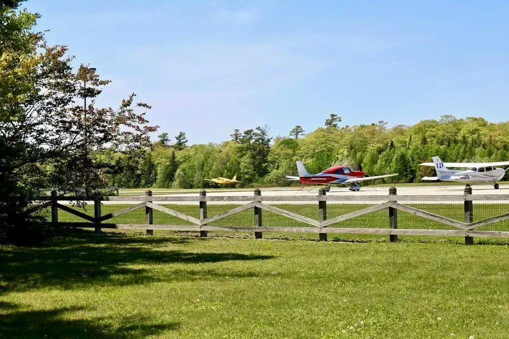 Flying from Saint Ignace to Mackinac Island Airport is a great way to get to the Island.  Does anyone else enjoy flying on the Great Lakes Air little yellow plane?
@grealakesair #greatlakesair #aviation #smallplanes #mackinacislandairport