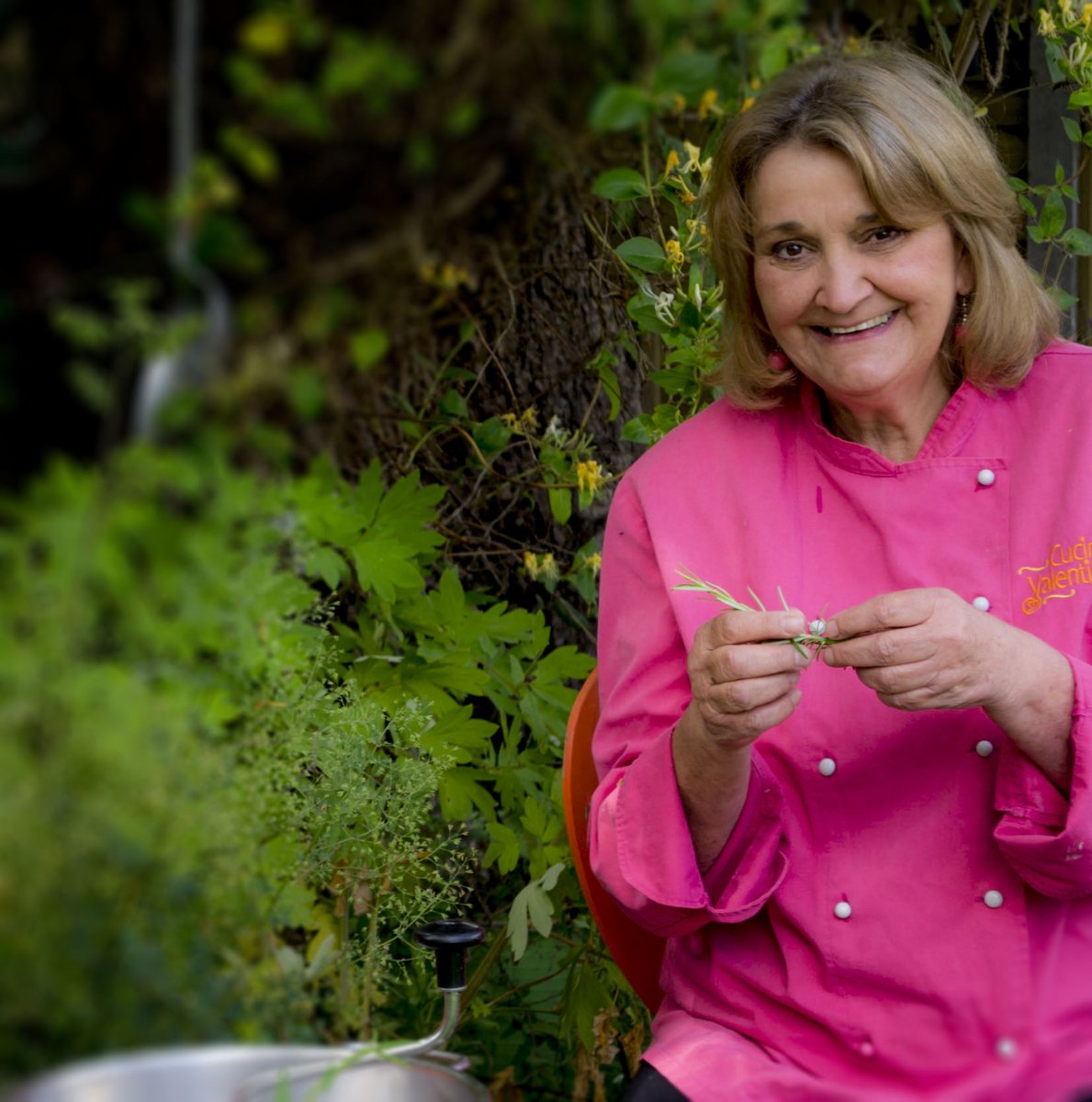 Learn to cook a Sicilian Feast with Chef Valentina Harris at Badminton House, followed by a delicious lunch on Sunday 17th September. badmintonestate.com/etn/cook-sicil… #cookingclass #italiancooking #Foodie