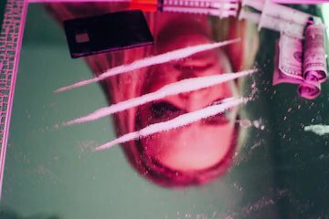 crowleyc4ls's tweet photo. Saftey tips for drugtwt - a thread 

please like and rt it could save a life. https://t.co/qYzhc8KhUo