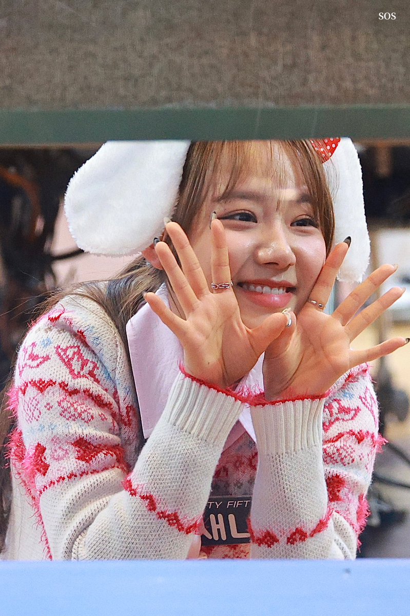 230327

#피프티피프티 #새나 
#FIFTYFIFTY #Saena