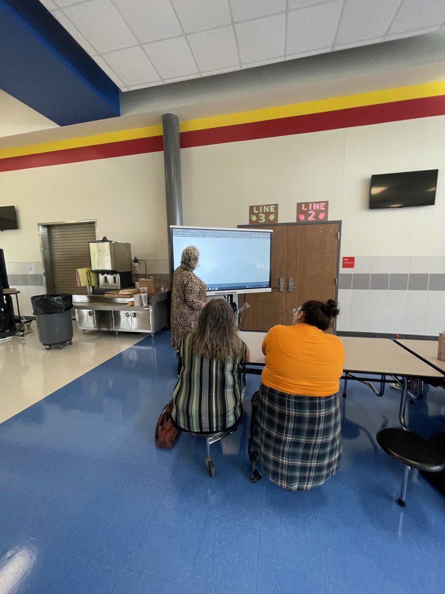 Danielle Thorp tweet media