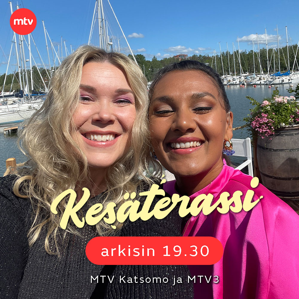 #Kesäterassi on taas katettu kiinnostavimmilla vierailla 😍
✨
Ma: Pippa Laukka &amp; Gettomasa
Ti: Vesterinen yhtyeineen
Ke: Jäbät ja tunteet &amp; Esa Saarinen
To: Marko Anttila
Pe: Lauri Reuter &amp; Saimi Hoyer
✨
Arkisin klo 19.30 MTV3 &amp; MTV Katsomo 🌼 
<a href="/SMahadura/">Susani Mahadura</a> <a href="/TuijaPehkonen/">Tuija Pehkonen</a>