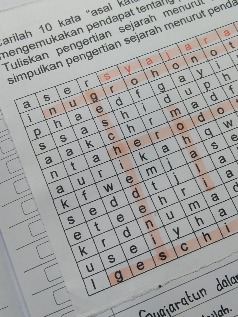 ambisplanet's tweet photo. — ୧🖇️170723☆゜
hayyie hellAw! aku hari inii hari pertama mulai sekolah setelah kemarin satu minggu mpls, jadi hari ini aku sebelum berangkat duolingo dan duolingo sehabis ngerjain tugas sejarah ((ini tugas semacam perkenalan materi gituuw)) https://t.co/k3k8CnGrX3