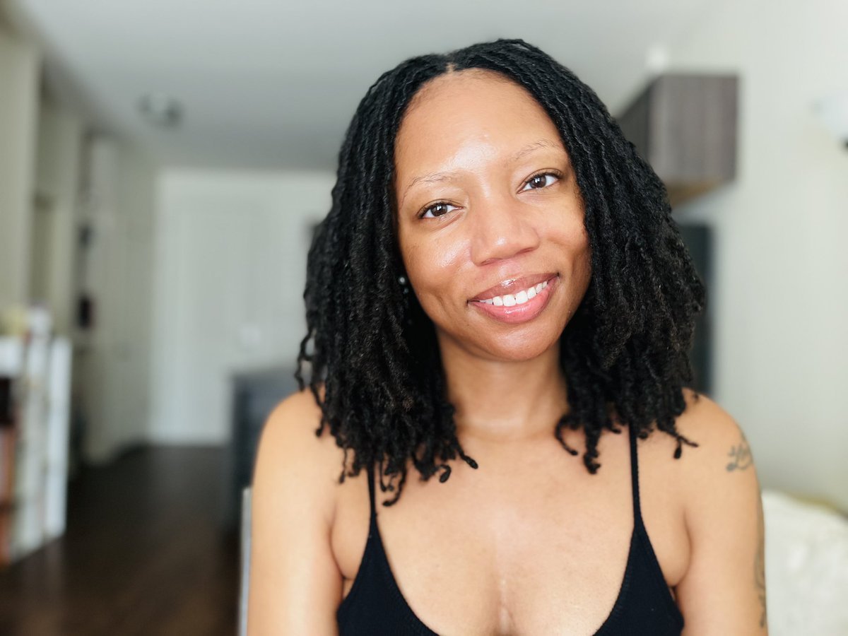 askdeavilasade's tweet image. 22 Months LOC’D ❤️

#microlocs #locs #naturalhair