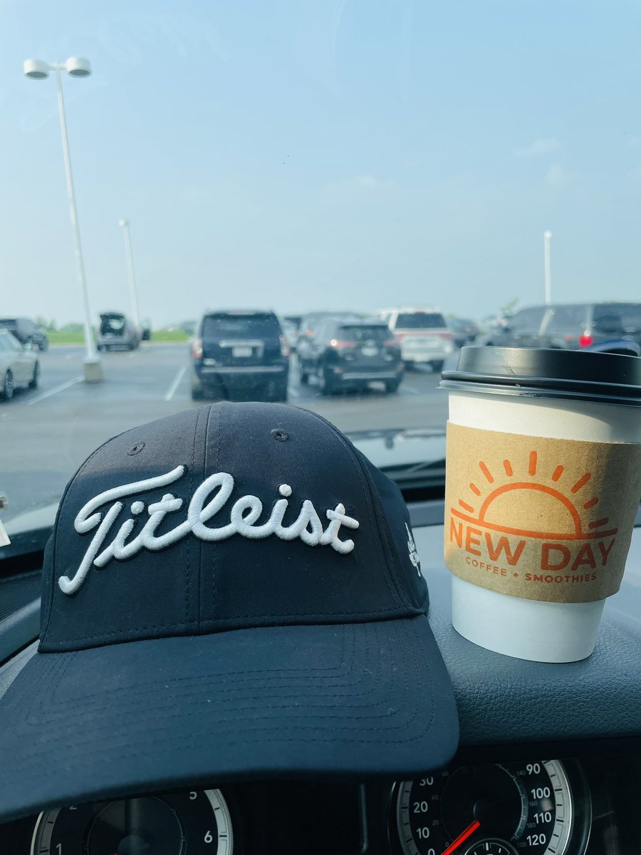 dadpov's tweet photo. @NebJuniorGolf @5pointsbank Much needed and appreciated!
#MondayGolf #MorningCoffee https://t.co/XPiDsCpeUF