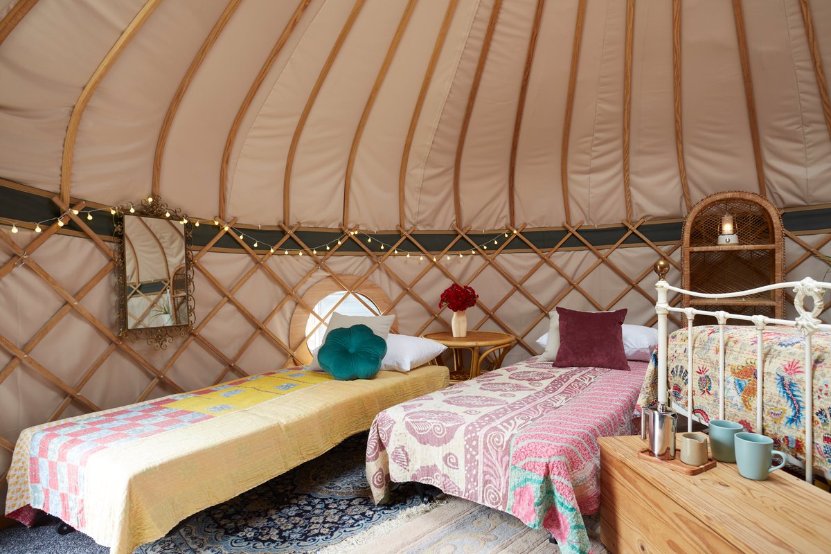 Unique hideaways tweet media