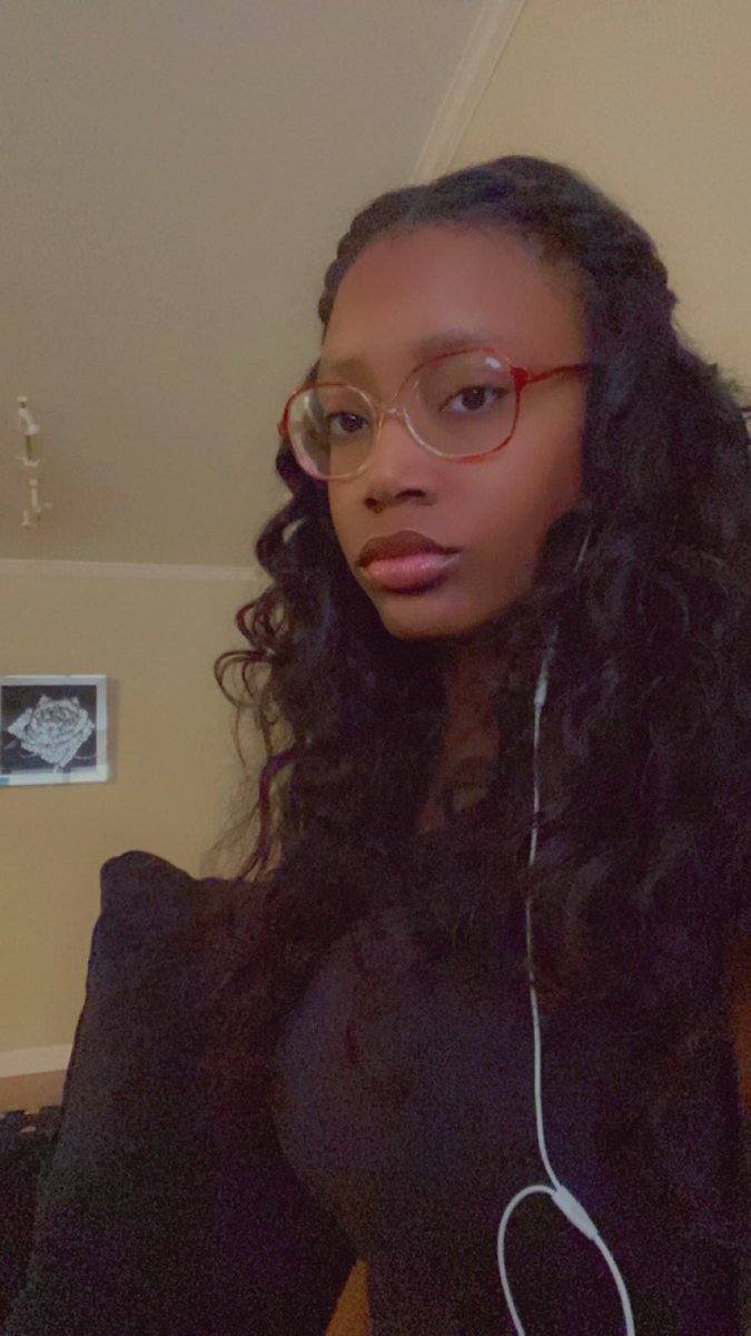 Musicc_Definess's tweet photo. Cause Ima Always Serve FACE 😍
#RahsWorld 🖤🖤 https://t.co/ouq2GaegvJ