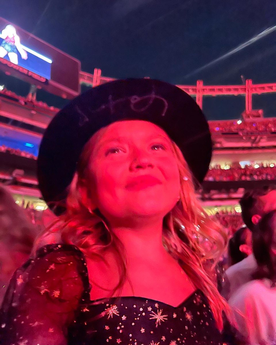 hale15smith's tweet photo. @taylorswift13 This little singing, dancing, T Swift loving, completely talented little girl left super inspired! And with a hat she won’t take off! Maybe when @taylorswift13 gets some time, she can trade it in for a second in the studio to show how talented she is! P.s. Idt this was by chance. https://t.co/6P1BRXuduT