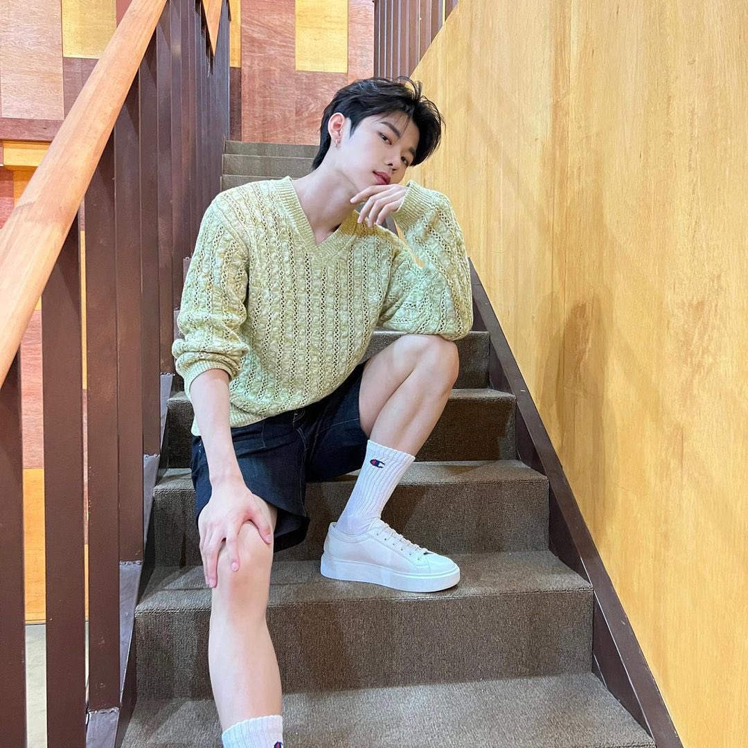 momieamm's tweet photo. ตั้งแต่ติ่งมาพึ่งเคยเห็นอีจองใส่ขาสั้นครั้งแรก ค่อนข้างไม่ชินตา5555555555555555 https://t.co/xnnLuoaXfX
