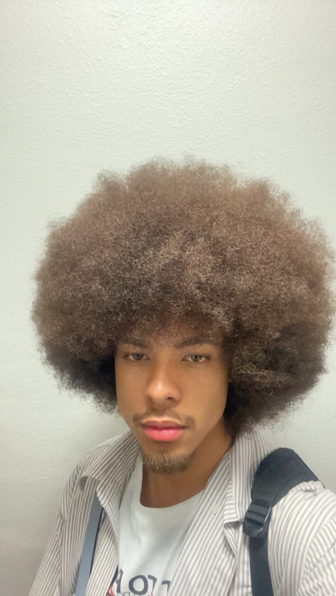 FRANCE HAS A PROBLEM. on Twitter on dit "ça babte" pour les