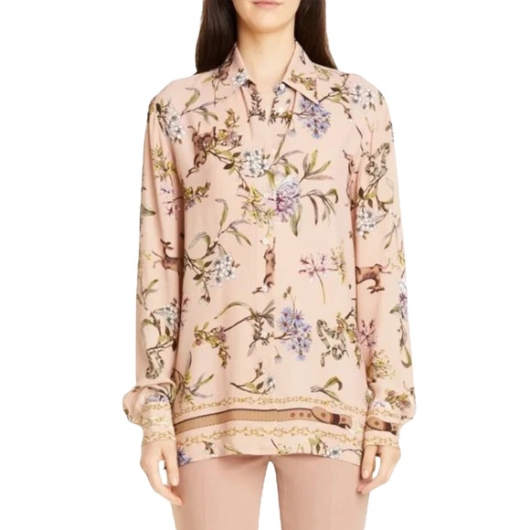 So good I had to share! Check out all the items I'm loving on <a href="/Poshmarkapp/">Poshmark</a> from <a href="/laura777111/">laura</a> #poshmark #fashion #style #shopmycloset #redone #reiss #seventy: posh.mk/iWmSWkUEvBb