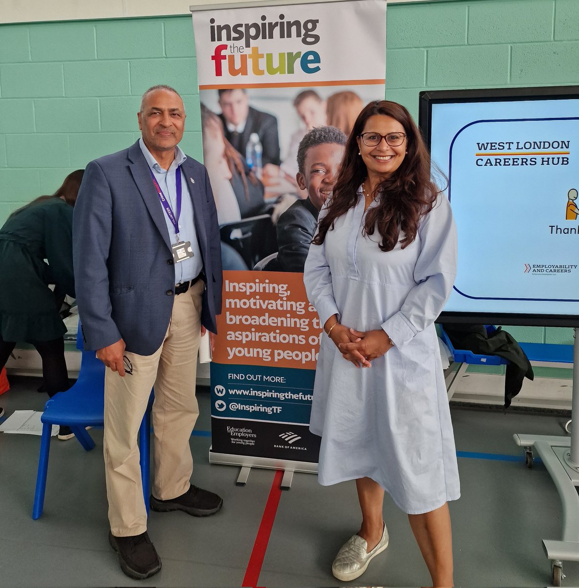 Such a great wonderful work done by @InspiringTF - and here’s is one of our member @DrFJameel with me toady at a volunteer career event.