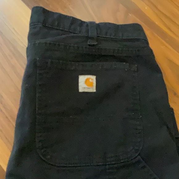 Monacoach1's tweet photo. So good I had to share! Check out all the items I'm loving on @Poshmarkapp #poshmark #fashion #style #shopmycloset #carhartt #adidas #signaturebylevistrauss: https://t.co/zBVX9tZYzb https://t.co/FvC9U2puxn