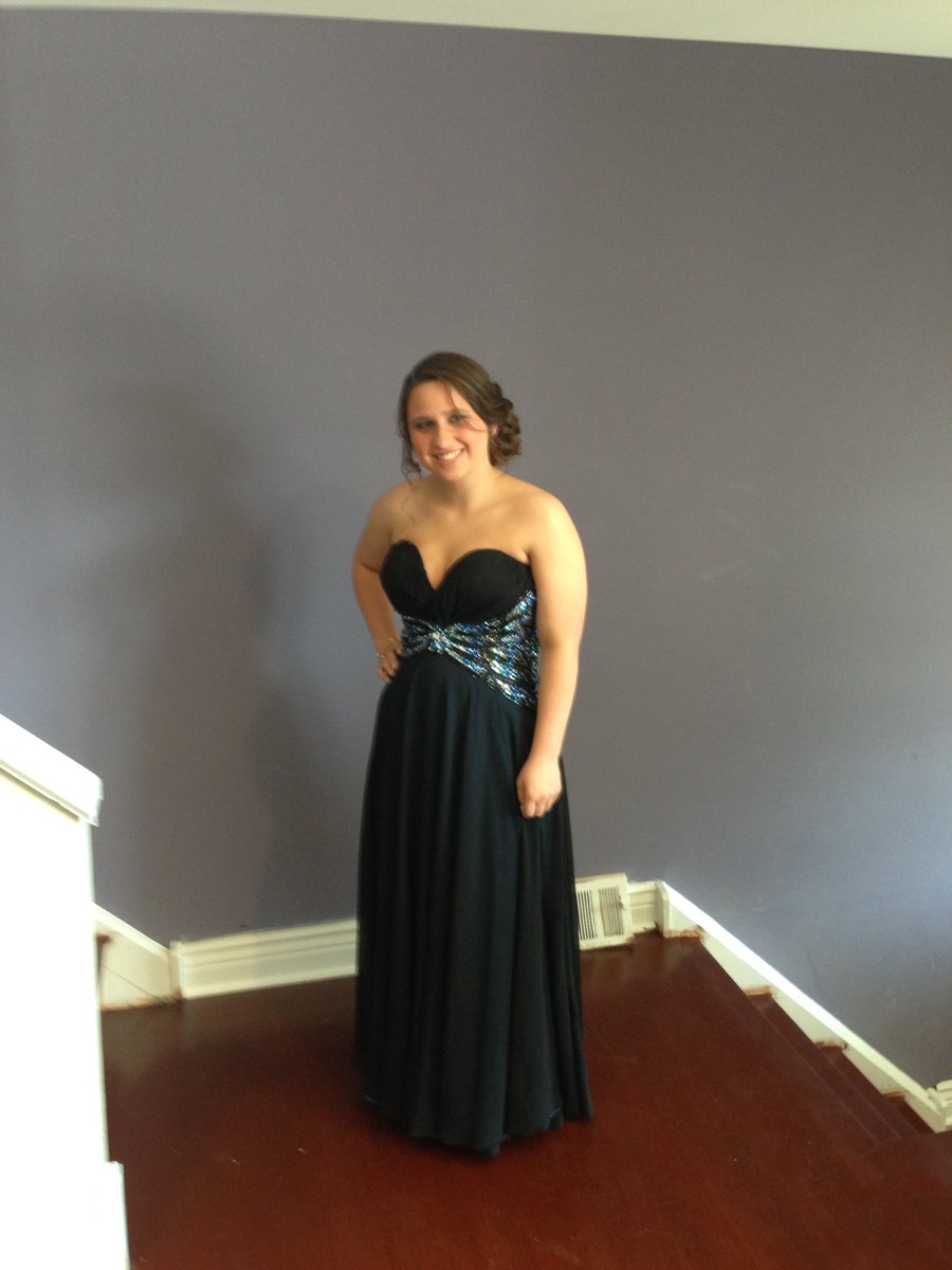 realmikeaccetta's tweet photo. Happy “25th” birthday to my beautiful daughter Sabina. I’m incredibly proud of the independent strong women you’ve become and can’t wait to see what you do next. Love U!! https://t.co/MT4kTIGTqi