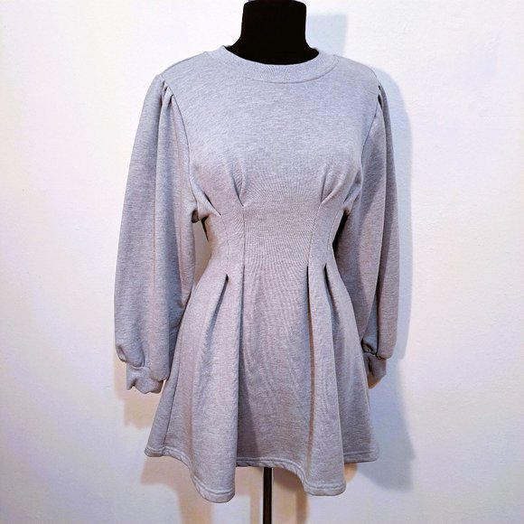 LenzeRex's tweet image. So good I had to share! Check out all the items I'm loving on @Poshmarkapp #poshmark #fashion #style #shopmycloset #tiffanyco #michaelkors #forever21: posh.mk/fDnaM6WEvBb