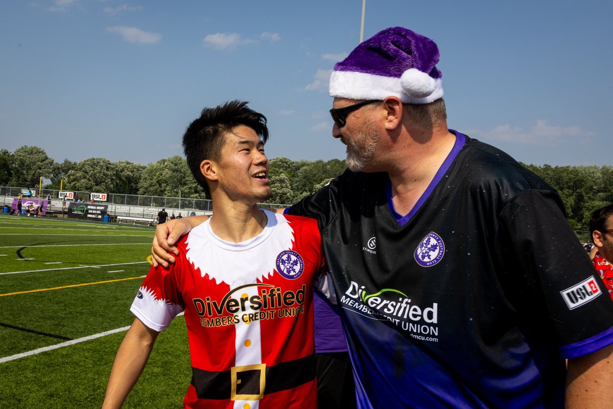 One final #VictoryMonday to cap off a memorable season 🙌

📸 | <a href="/renalaverty/">Rena Laverty</a> &amp; <a href="/michaelcaples/">Michael Caples</a> 

#BleedPurple