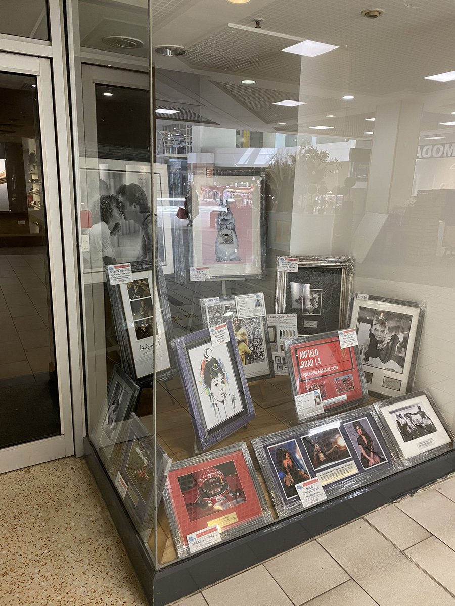 CrazyFraming's tweet photo. New window display in the @NicholsonsSC featuring new items of #art #memorabilia and #greatgifts. Pop in and take a look. @MakeMaidenhead @EnjoyMaidenhead https://t.co/wzKwceqkJz