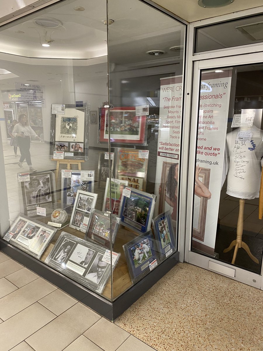CrazyFraming's tweet photo. New window display in the @NicholsonsSC featuring new items of #art #memorabilia and #greatgifts. Pop in and take a look. @MakeMaidenhead @EnjoyMaidenhead https://t.co/wzKwceqkJz