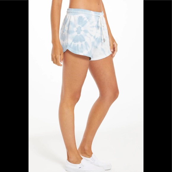 So good I had to share! Check out all the items I'm loving on <a href="/Poshmarkapp/">Poshmark</a> #poshmark #fashion #style #shopmycloset #jcrew #zsupply: posh.mk/tOoG3s1EvBb