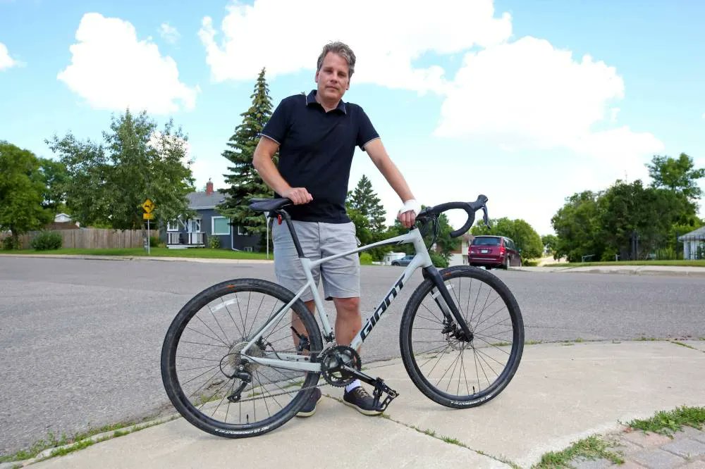 thebrandonsun's tweet photo. A U.S.-based advocacy group has chosen to investigate a Brandon incident as its first Canadian entry in a series taking in-depth looks into the causes of vehicle crashes. #bdnmb https://t.co/m8hcRptBV1 https://t.co/xC0A35pXiH