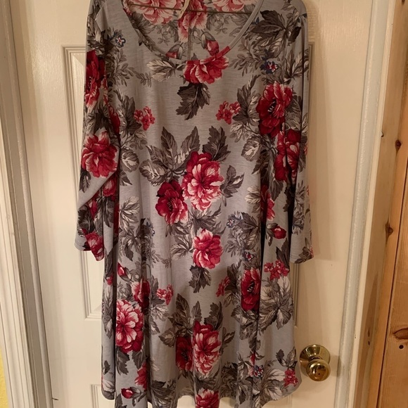 So good I had to share! Check out all the items I'm loving on <a href="/Poshmarkapp/">Poshmark</a> #poshmark #fashion #style #shopmycloset #birkenstock #prettylittlething: posh.mk/K07gg54EvBb
