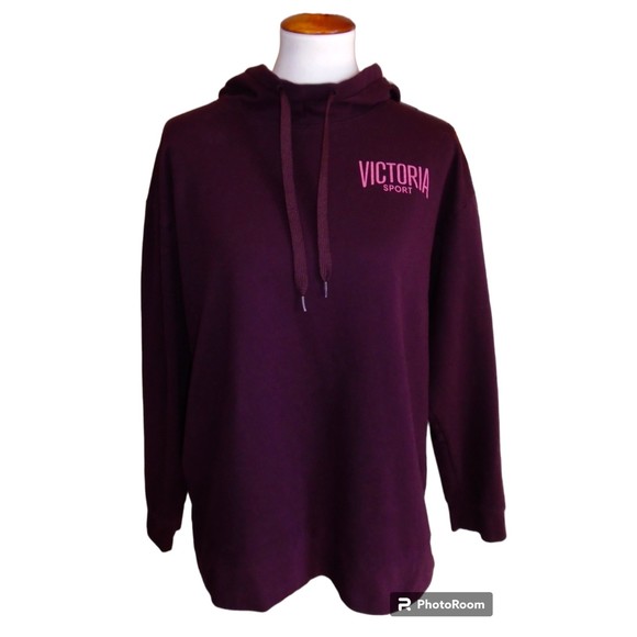 So good I had to share! Check out all the items I'm loving on <a href="/Poshmarkapp/">Poshmark</a> from <a href="/YahairaD13/">Yahaira D.</a> #poshmark #fashion #style #shopmycloset #michaelkors #victoriasport: posh.mk/p4tcwL5EvBb