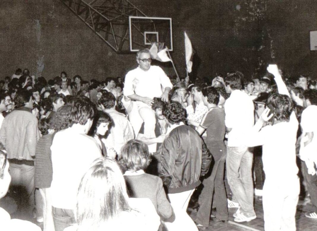 SUPERBASKET7's tweet photo. Doce años sin Pepe Cabrera https://t.co/1lYafnfLRj @SUPERBASKET7 @TxusVido @CB1939Canarias #muysuperbasket #superbasketlive #baloncesto #basketball #VamosCanarias #LenovoTenerife @ACBCOM #ACB #PepeCabrera https://t.co/fzNyO7PeoF
