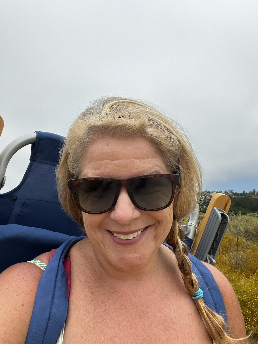 Katherine Pavidis (@pavidiskat) on Twitter photo Fresh air, sand, and sunscreen.  Celebrating another hoop  of dissertation writing fun! Fresh air, sand, and sunscreen.  Celebrating another hoop  of dissertation writing fun!
