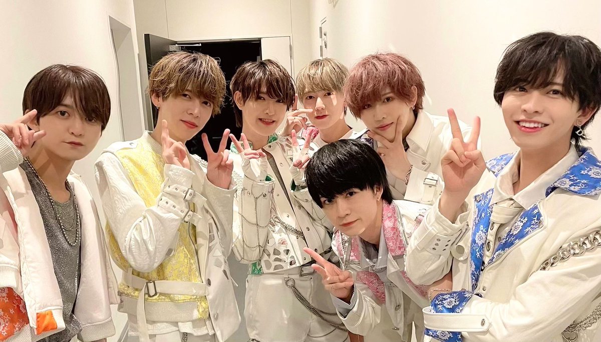 7/17 V.I.P】 ✨AXXX1S × GENTLE GUM✨