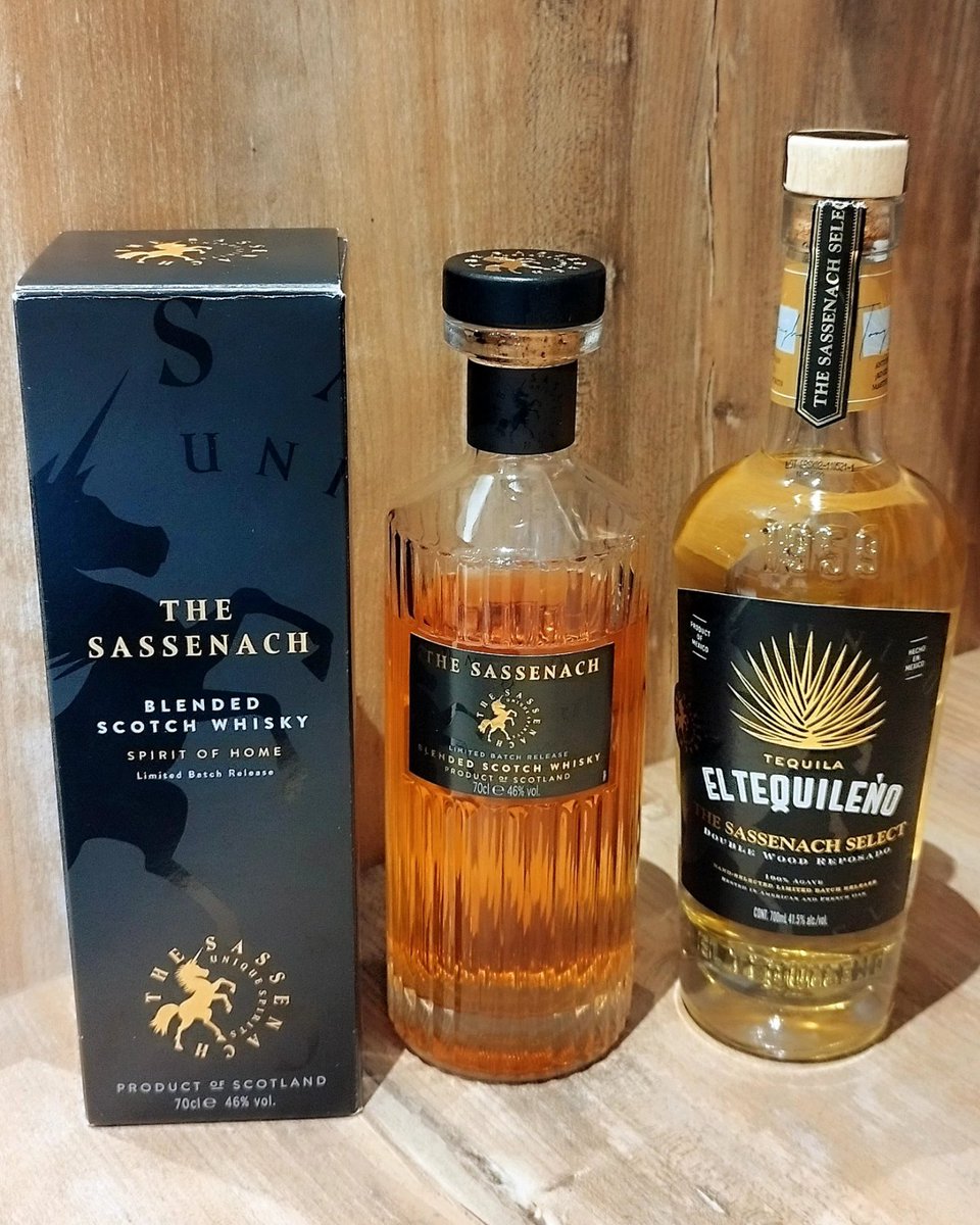 Carinebartender's tweet photo. Today delivery #ElTequileno #TheSassenachSelect 🙌
The scents..Agave,vanilla, light caramel and citrus..
The taste..caramel popcorn,lightly toasted oak,sweet spices,cooked agave and herbaceous notes on the palate.. Exquisite✨
TY @SamHeughan
1st Fantastic Tequila experience✨ https://t.co/DQLgciJI1R