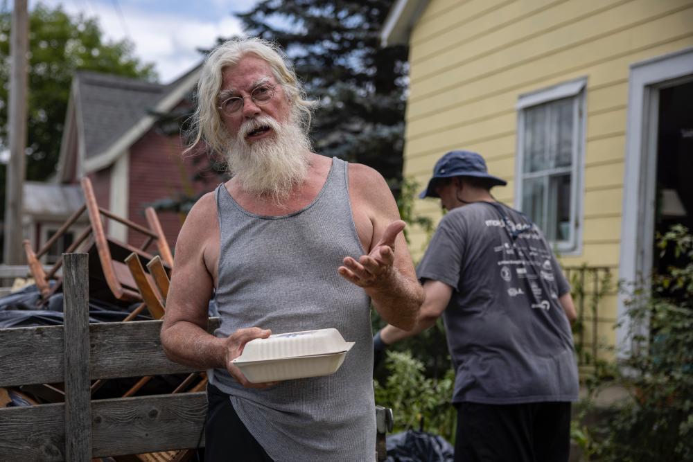 WCKitchen's tweet photo. Rick told our team this is the worst flooding he’s witnessed in almost 30 years. He picked up WCK-provided meals as his family was helping clean up his home. There is so much debris to clear that they haven’t been able to start working on the basement.
#ChefsForVermont https://t.co/2TvNB32YRQ
