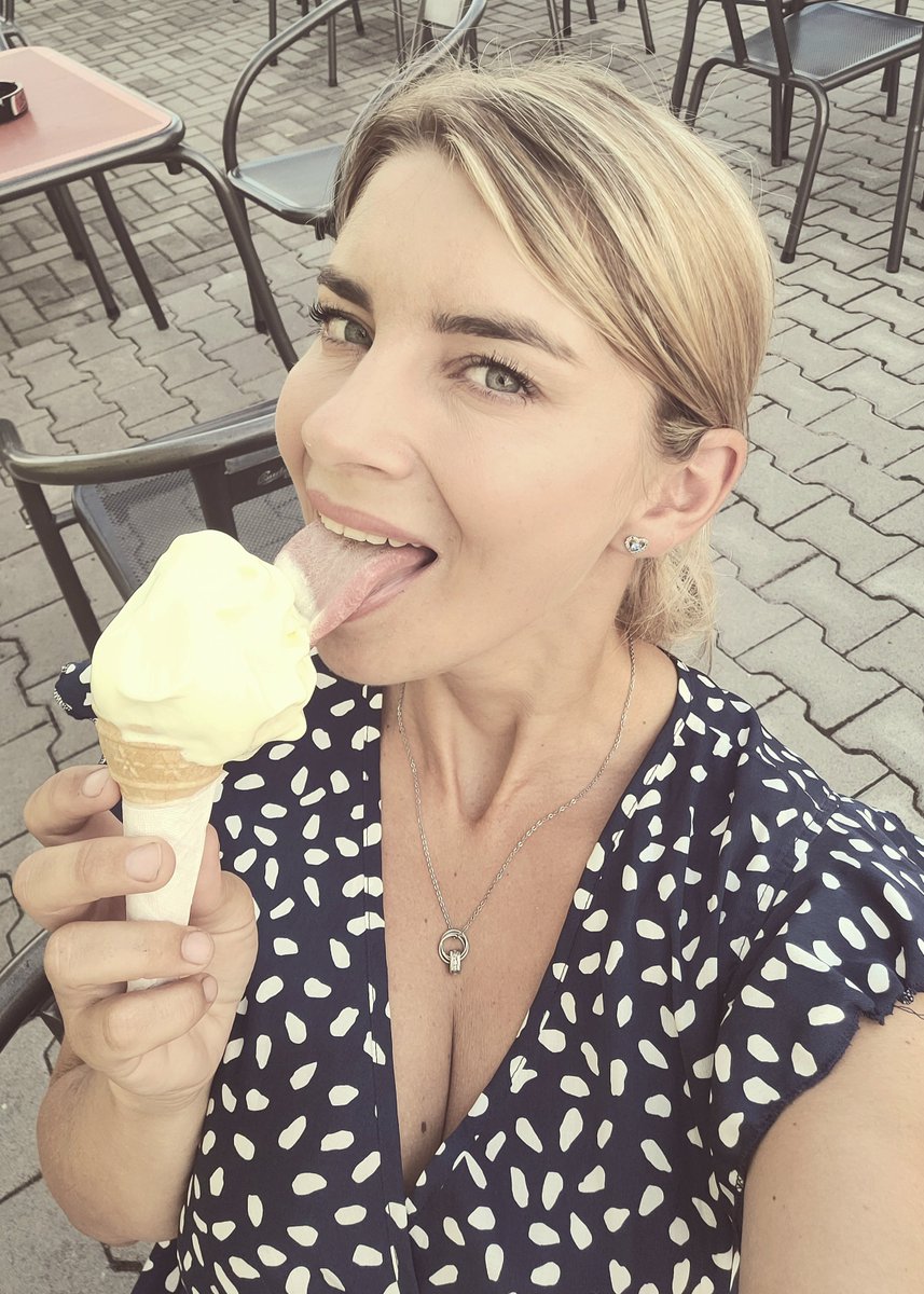 Official Katerina Hartlova ⭐top 25 Onlyfans⭐ On Twitter Summer Sweetswhich One Flavour 