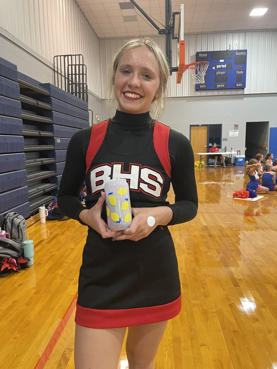 BordenCheer's tweet photo. At UCA camp day 3 there was a jump off competition. The competition was bracket style and girls would go head to head and either advanced or were eliminated. The competition was won by BHS junior Addie Jones! ❤️🖤 Come watch her award winning jumps this season! @bordenathletics https://t.co/EiYKUMbHgU