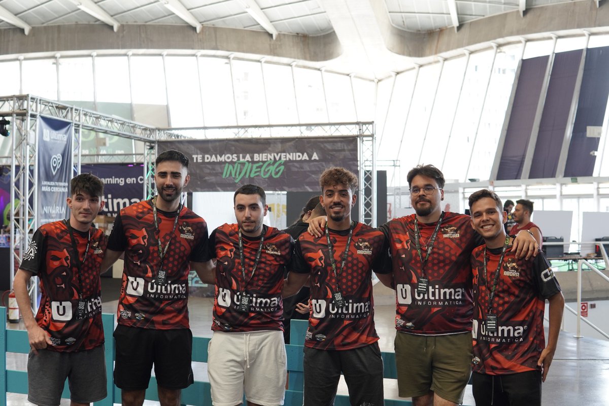 TeamAbora's tweet photo. Se acaba #TGG23 , se acaba @LigaCanaria y sus torneos, llegamos hasta semifinales batiendo a todo el que se nos cruzaba hasta llegar a un gran @AequorGaming  que aún perdiendo la primera nos remontó y acaba en la final perdiendo contra el imbatible @CDT_Esports por 0-2...
Darles las gracias a mis guerreros (Bogü, Nae, Venom, Sinixter, Pelu, Rambo y Rucu) por luchar hasta el final ¡¡Son unos titanes!! orgulloso es poco.
También a todos los que han estado y los que no (Deadside, Dobby, Nitro, Rule, Fournier, Fugu, Sodio, Harald, Pablo, etc...) sin ustedes esto no hubiera empezado.

Gracias y seguimos en la brega!!💪😜