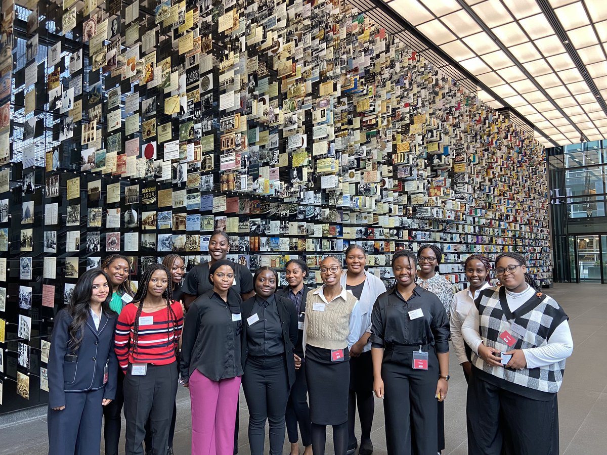 Today is the first day of the <a href="/HSBC/">HSBC</a> Technology Insight Week for Black Women into Tech students. Thank you to HSBC Digital Business Services for running and hosting this week.
#stem #blackwomenintotech #womeninstem #generatinggenius