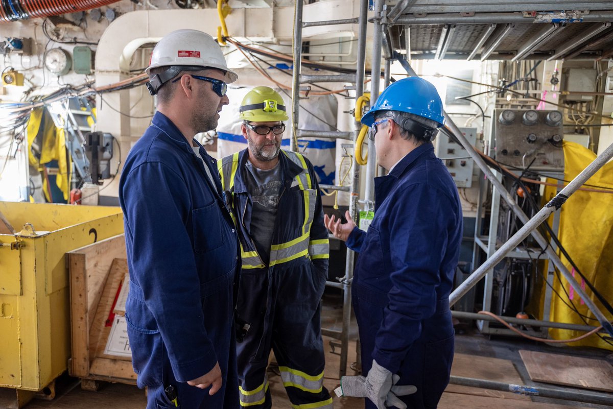 FP_Champagne's tweet photo. .@chantierdavie is a pillar of our Canadian shipbuilding industry. Last week, I had the chance to see firsthand their incredible work. More than a vote of confidence in our workers, its establishment as our 3rd shipyard represents invaluable economic spin-offs for Canada. https://t.co/0Xv64IVDde